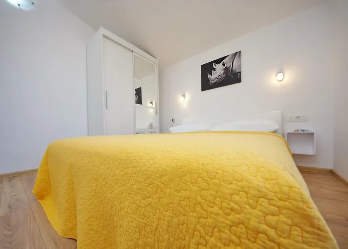 Mario Apartman *
